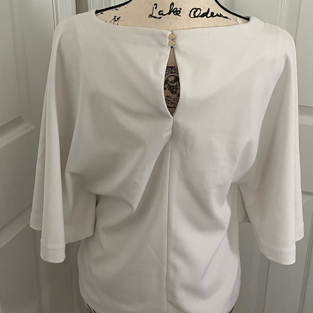 Beautiful blouse.